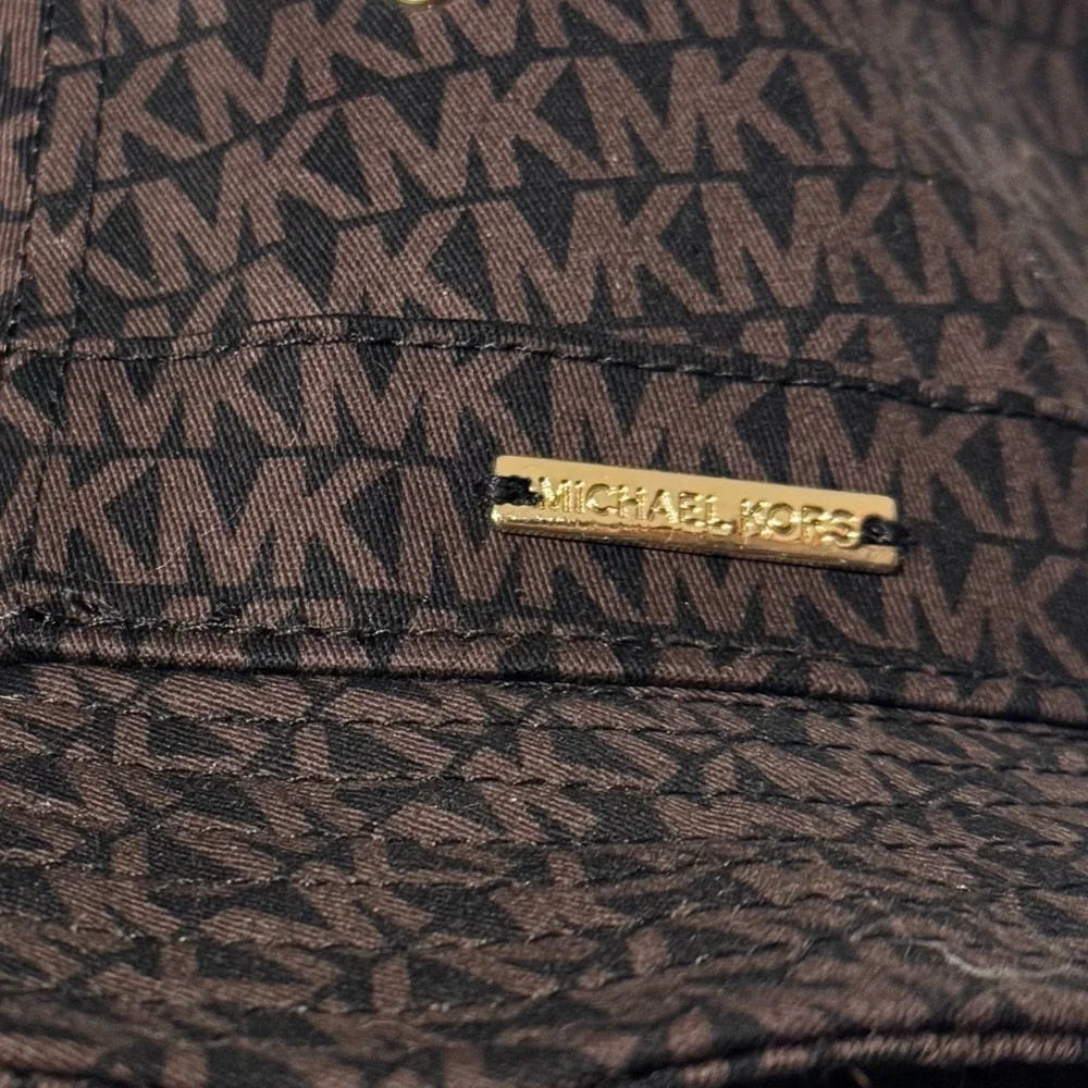 Michael Kors Logo Print Organic Cotton Blend Bucket Hat.